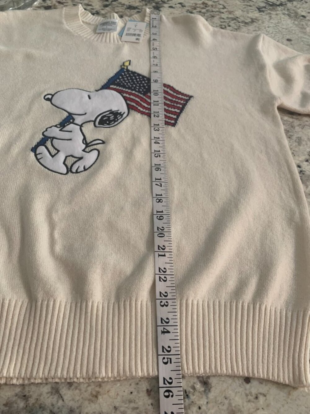 NWT Snoopy Flag Sweater Large USA - Picture 6 of 10